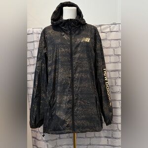New Balance  :2X Woman Black Jacket with Gold Dots Wind Resistant Comfort Fit